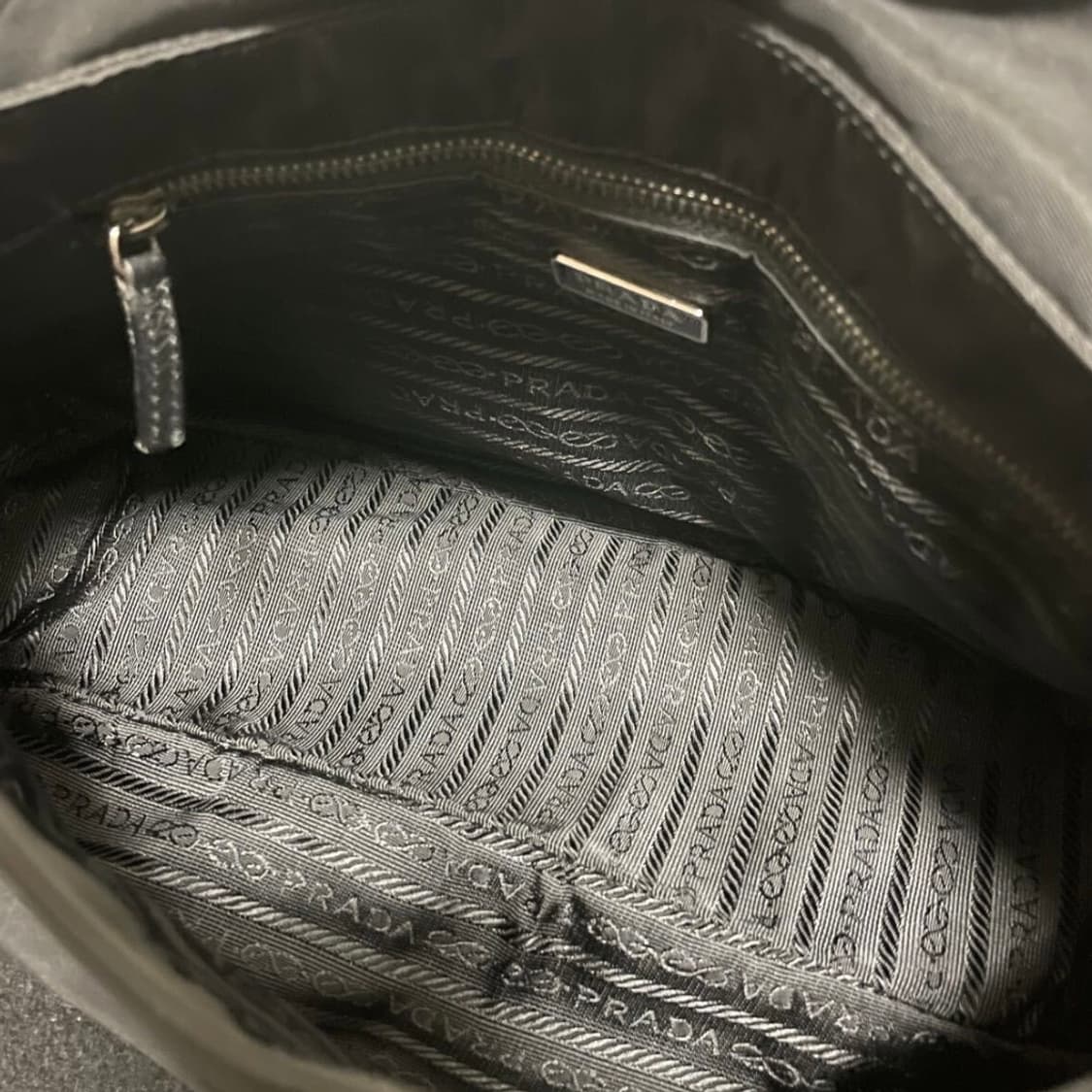 정품 프라다 빈티지 포코노 은장 사이드로고 호보백 숄더백 상품이미지8