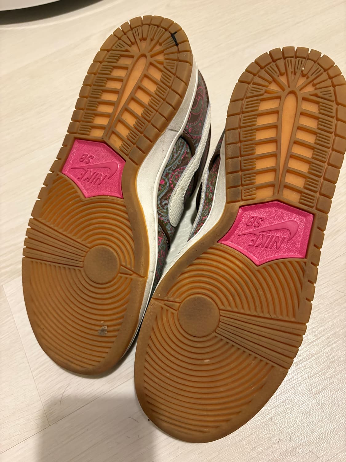 나이키 SB 덩크 로우 프로 페이즐리 DH7534-200 상품이미지3