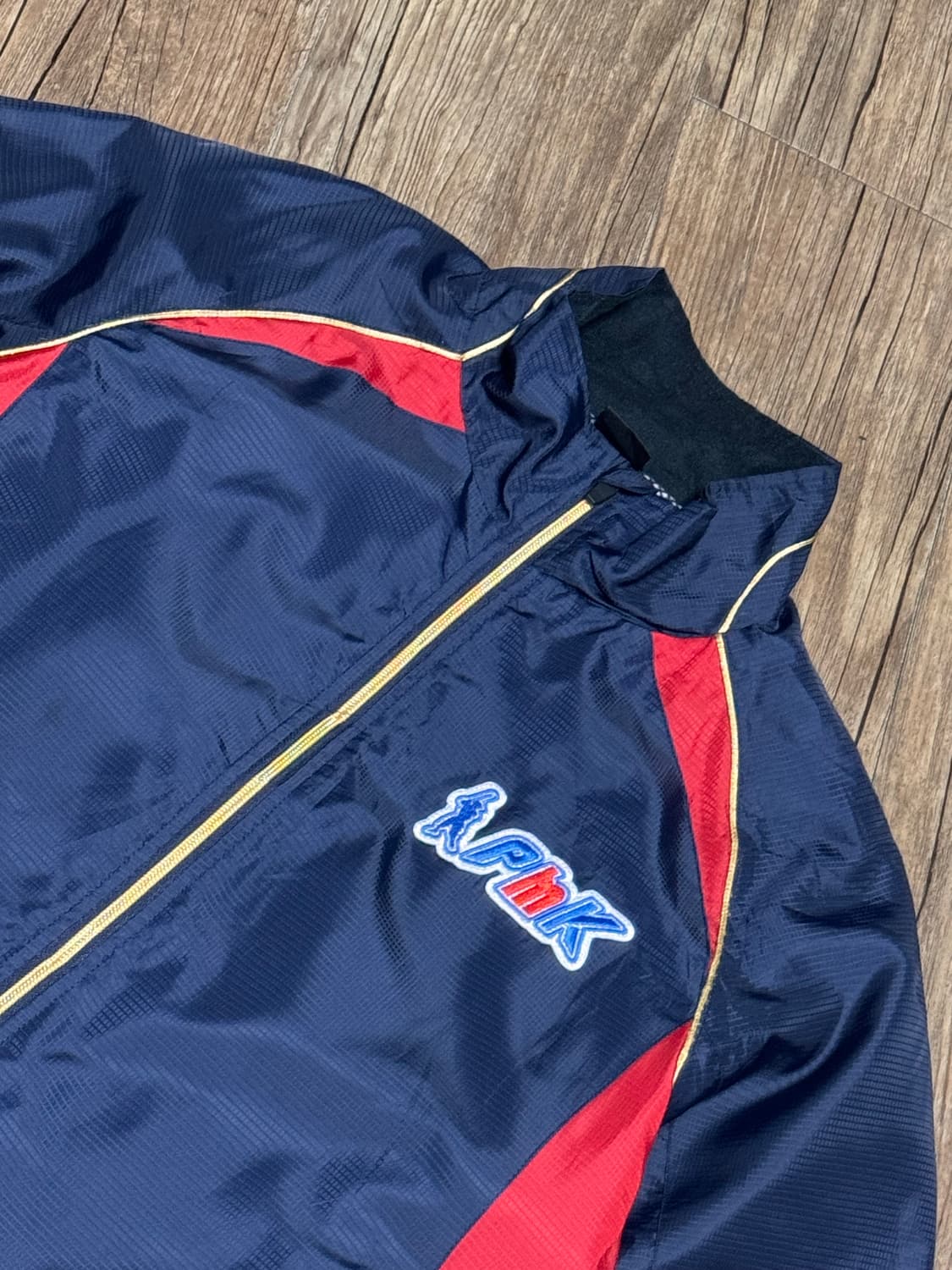 팀사이드 네이비 레드 올드스쿨 바람막이 점퍼 상품이미지4