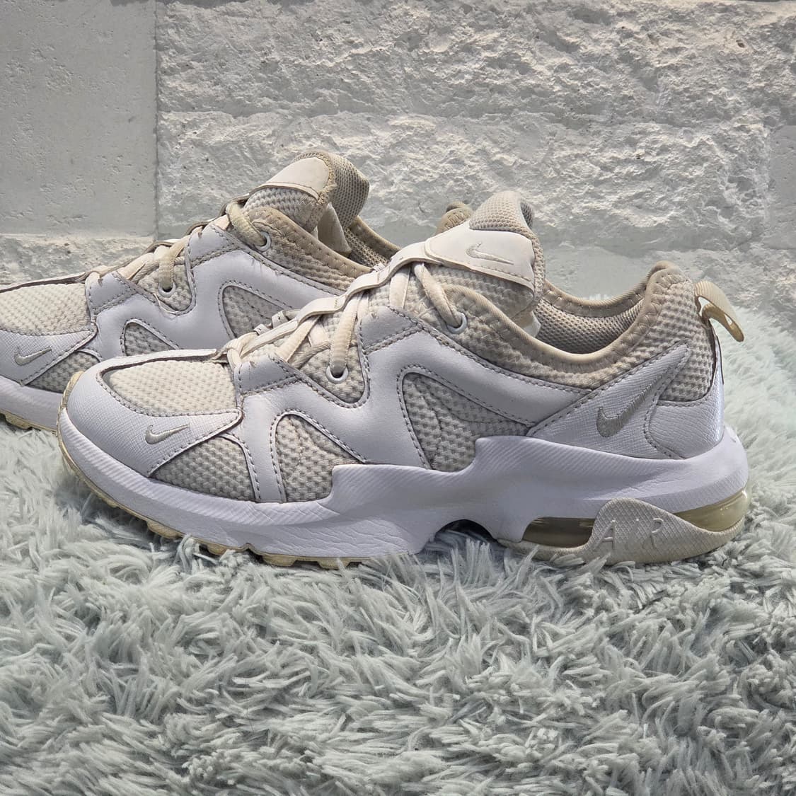 8q-14:나이키 에어맥스 그라비톤AT4404-100화이트크림(230) 상품이미지2