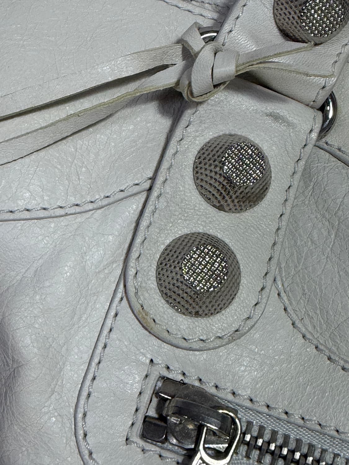 발렌시아가 자이언트 시티백 모터백 미디움 화이트 상품이미지7