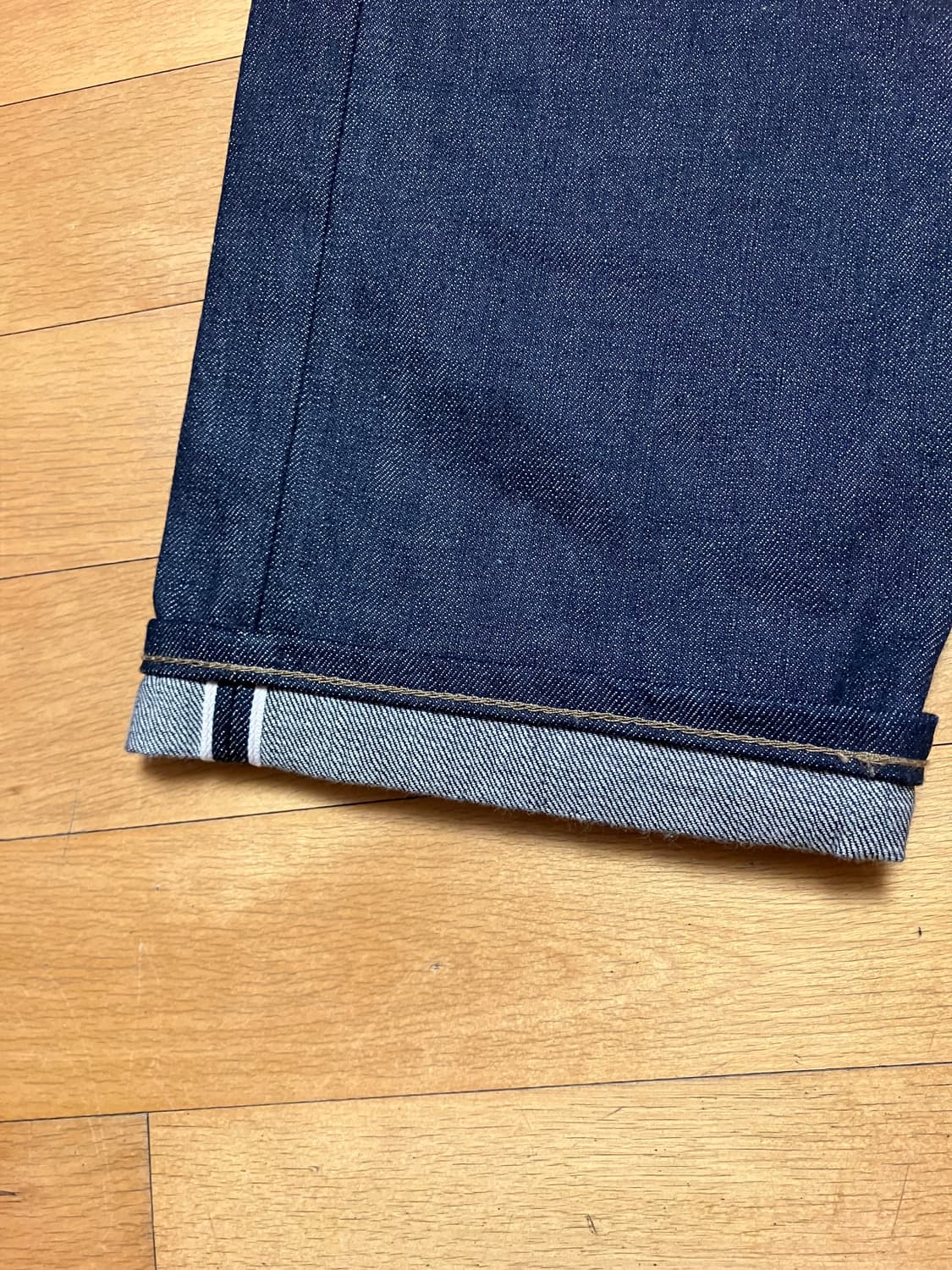 유니클로U 셀비지 레귤러피트 진 35사이즈 상품이미지8