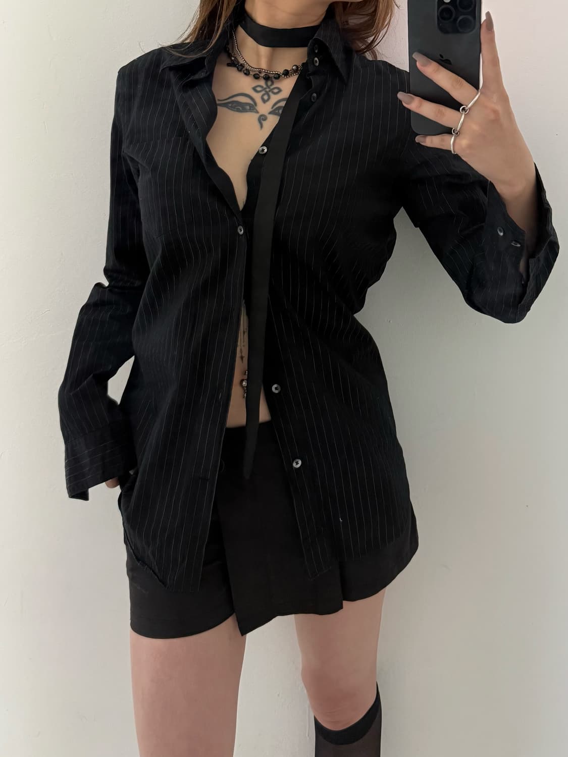 블랙 스트라이프 셔츠 상품이미지1