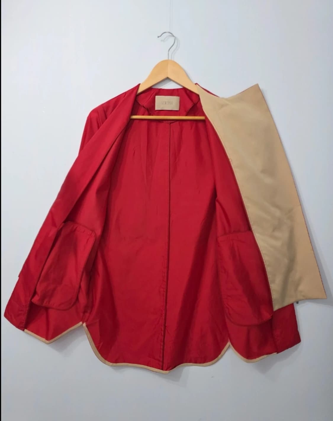 르베이지 폴리에스터 레드 코트~66 상품이미지4