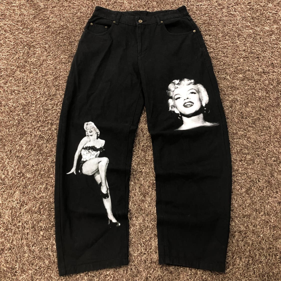 아조바이아조 마릴린 먼로 프린팅 블랙 코튼 팬츠 상품이미지1