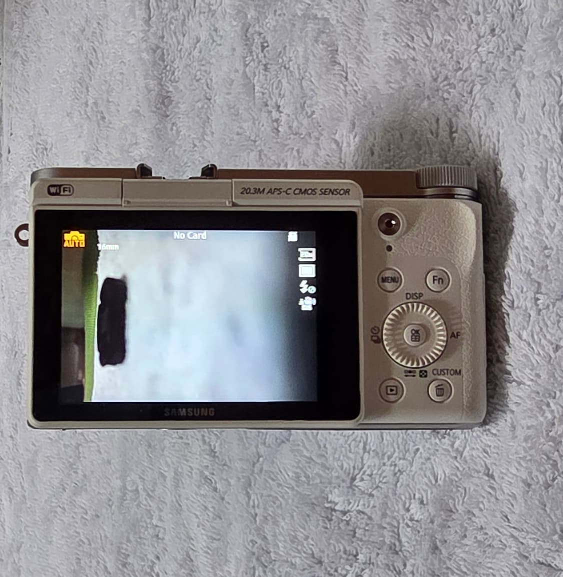 삼성 NX3000 미러리스 카메라와 16-50mm 렌즈 팝니다. 상품이미지7