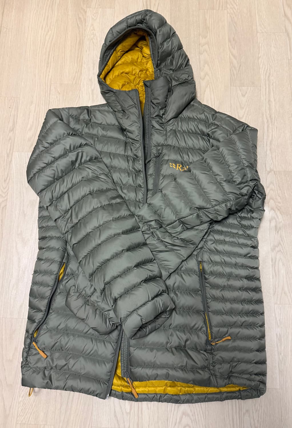 [US L] 랩 마이크로라이트 알파인 경량패딩 라이트카키 상품이미지1