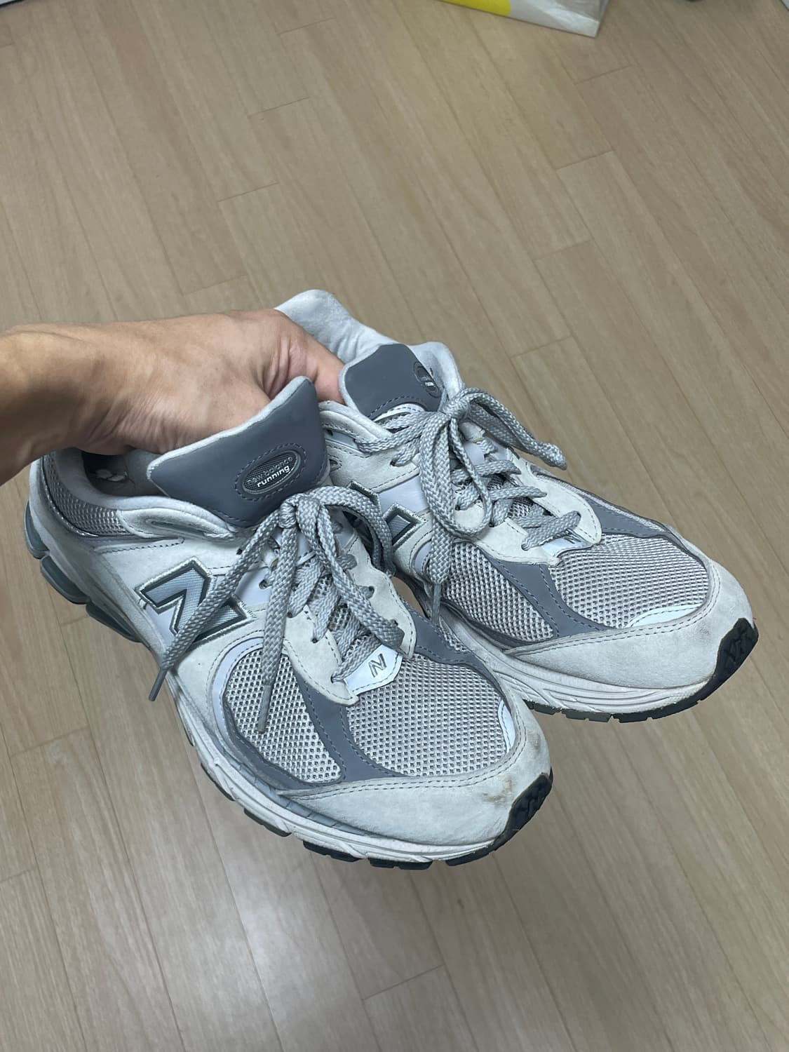 뉴발란스 2002r 상품이미지1