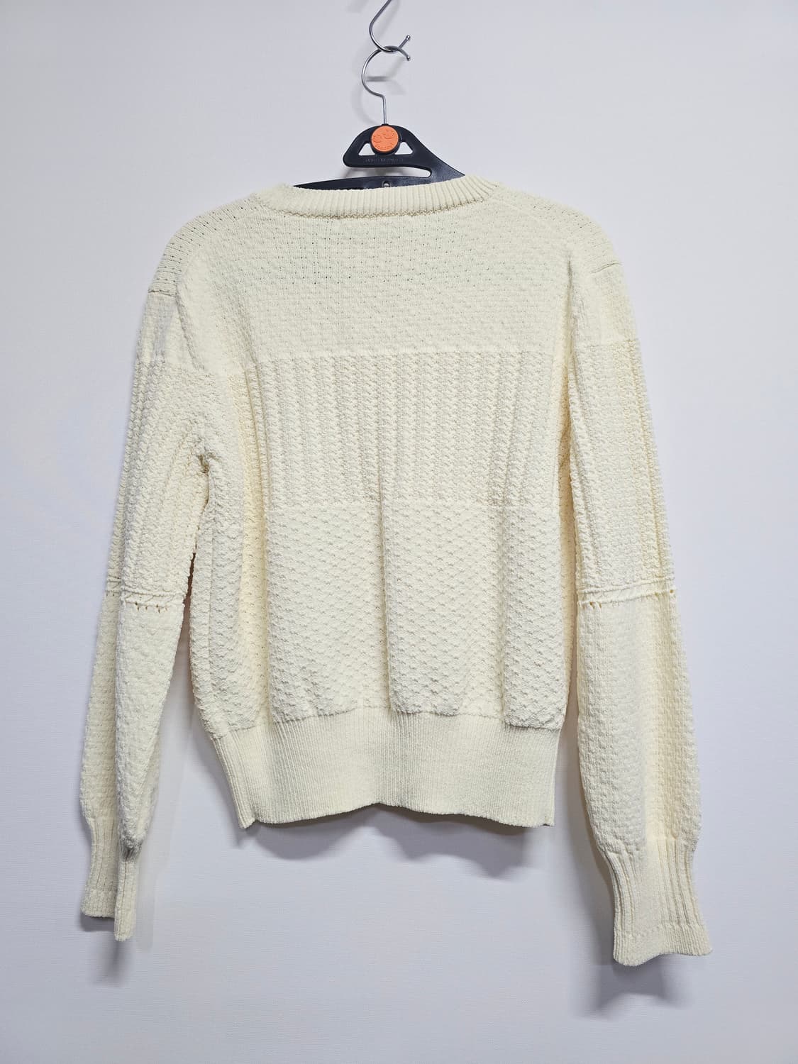 지컷 g-cut 엠보싱 니트 스웨터 상품이미지5