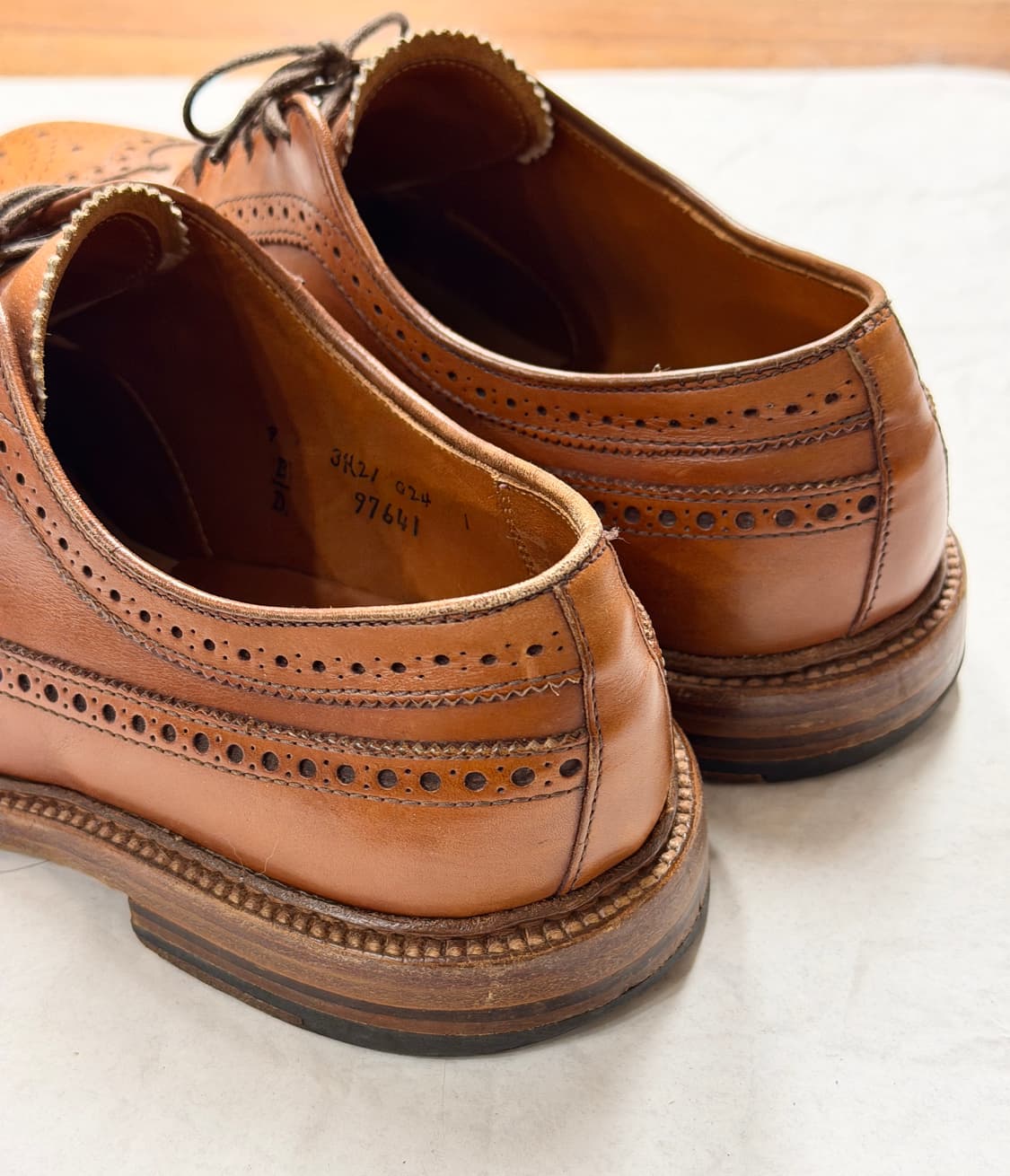 알든 탄 브라운 롱윙 더비 97641 상품이미지4