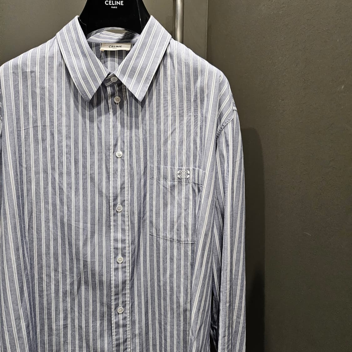 셀린느 트리오페 로고 스트라이프 신상 셔츠 상품이미지2