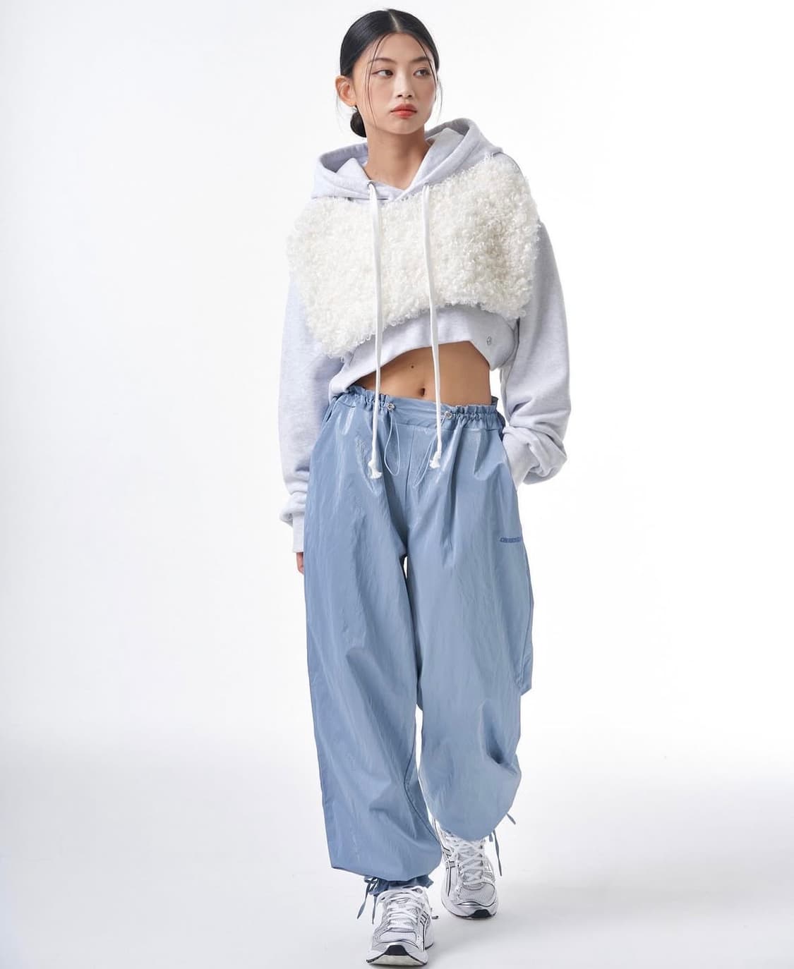 체리퀴리 퍼 크롭 후드티 상품이미지1