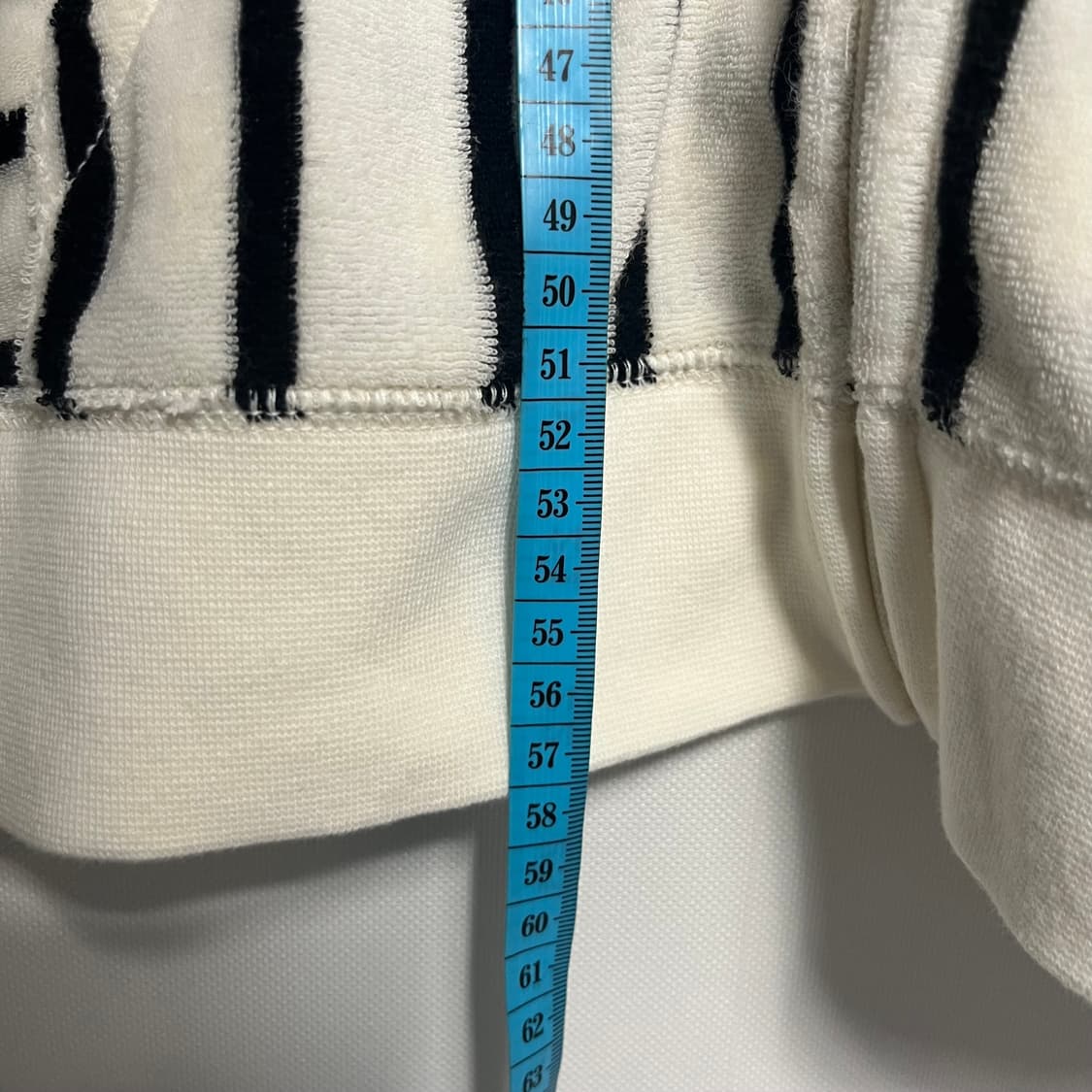 쥬시꾸뛰르 타올소재 후드 반바지 세트 m 상품이미지6