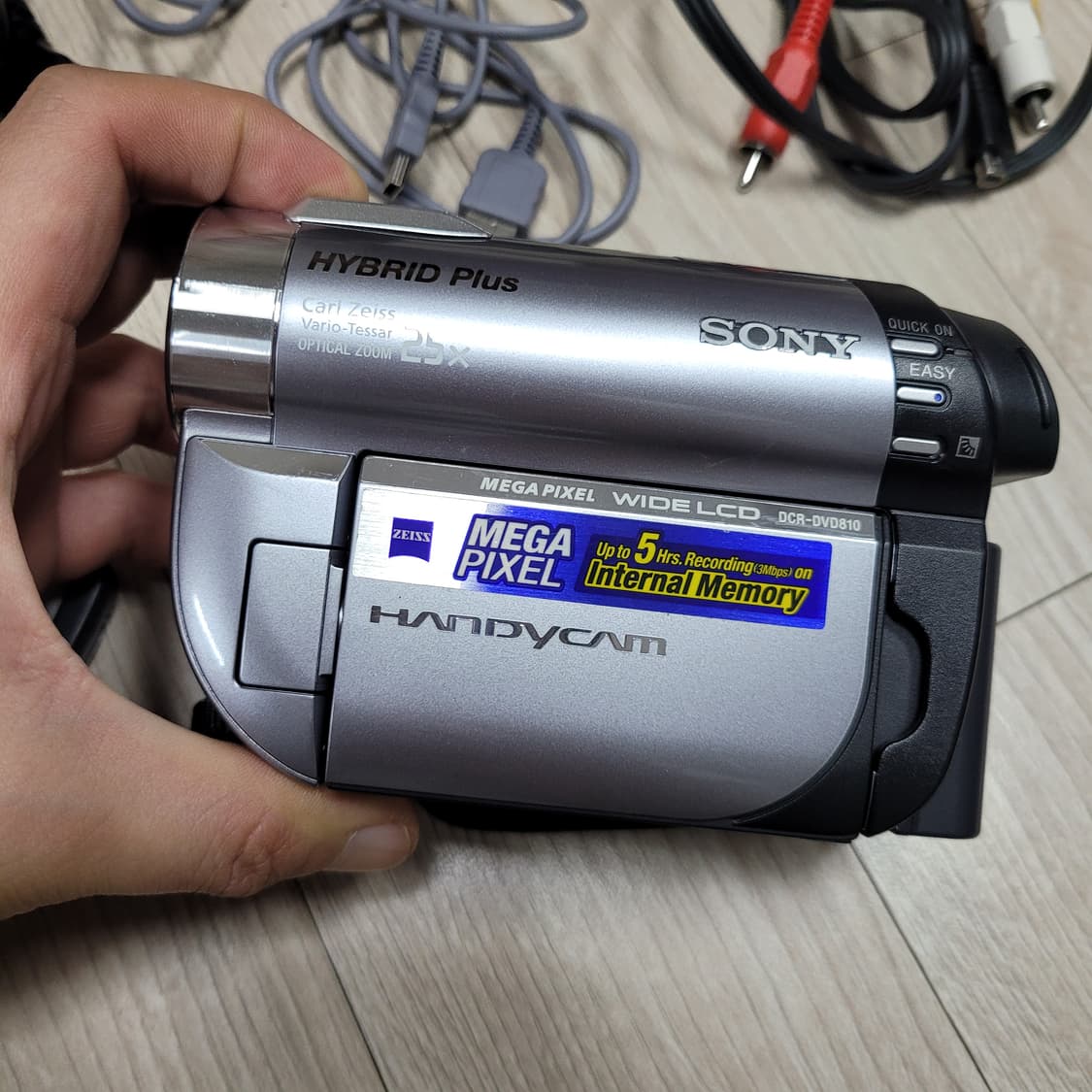 소니 DCR-DVD810 핸디캠 캠코더 상품이미지2