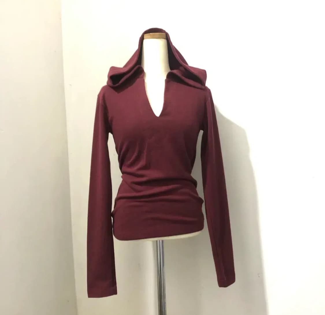 버건디 슬림핏 브이넥 후드티 s~m 상품이미지1