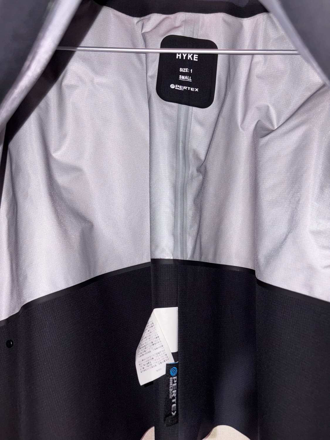 Pertex Bell Sleeve Poncho (Black) 상품이미지7
