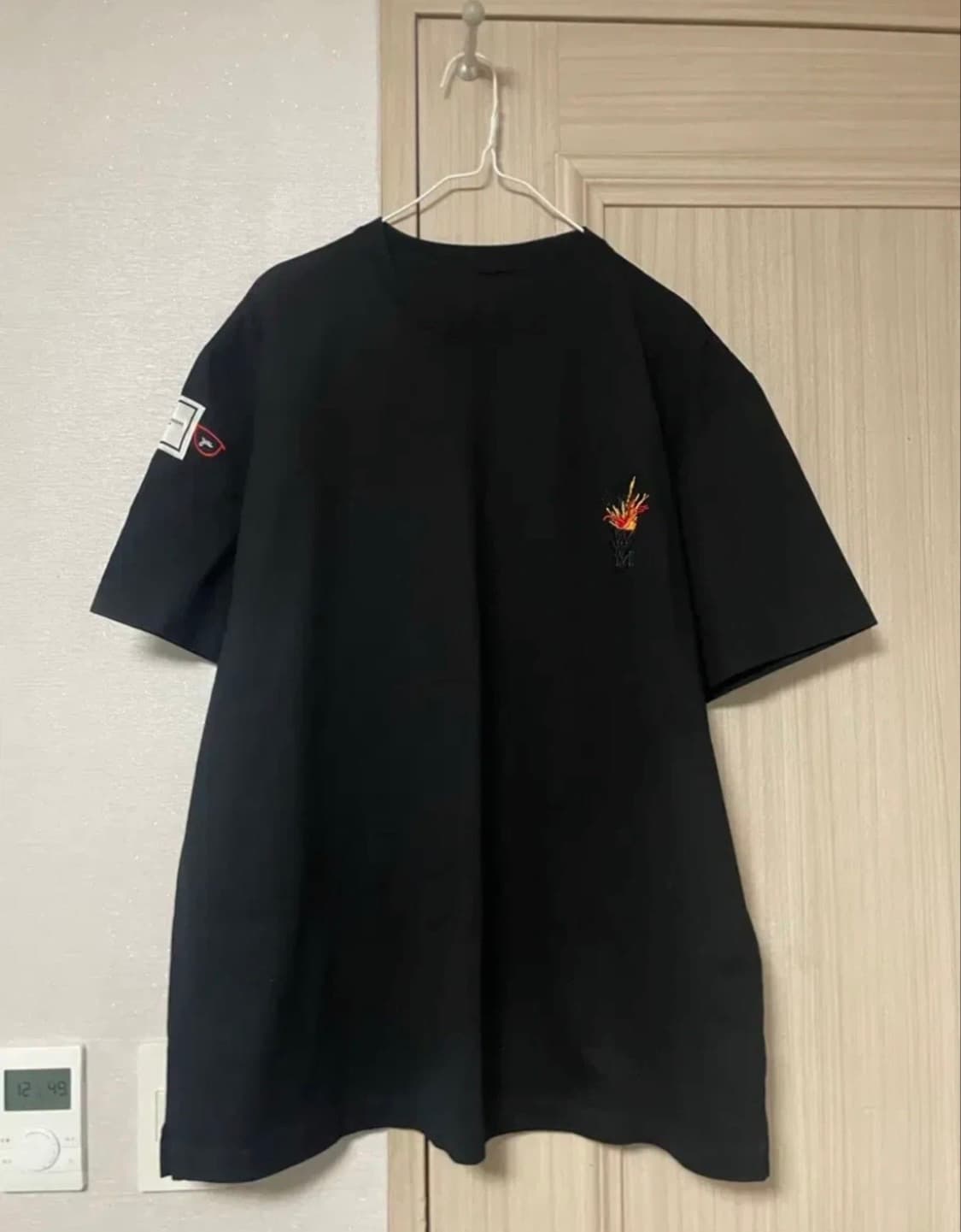 !! 우영미 볼케이노 백로고 반팔 티셔츠 판매합니다 !! 상품이미지2