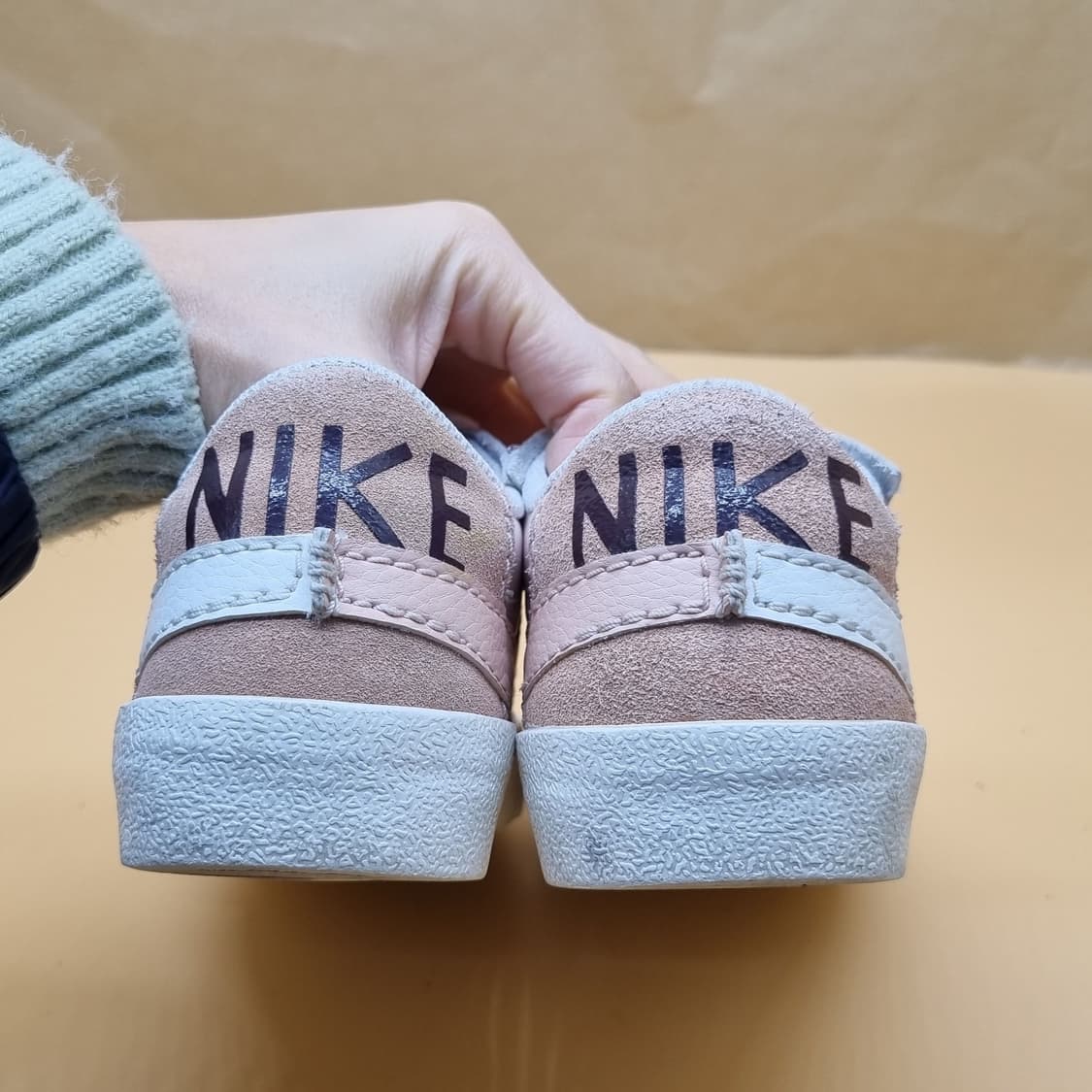 나이키 블레이져77 핑크 여성운동화230. 상품이미지4