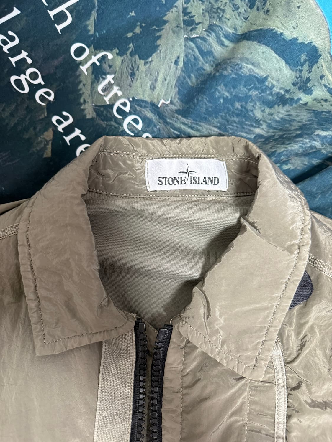 [L] 18fw 스톤아일랜드 나일론메탈 자켓 카키 상품이미지3
