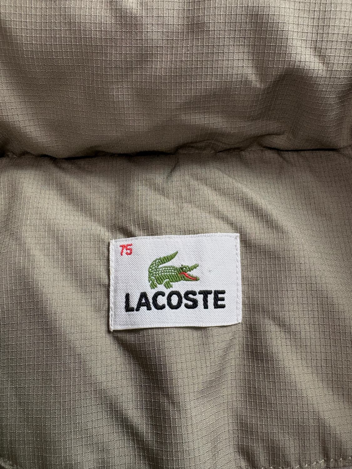 💥시즌오프💥라코스테 은장 로고 구스다운 자켓 3727 상품이미지4