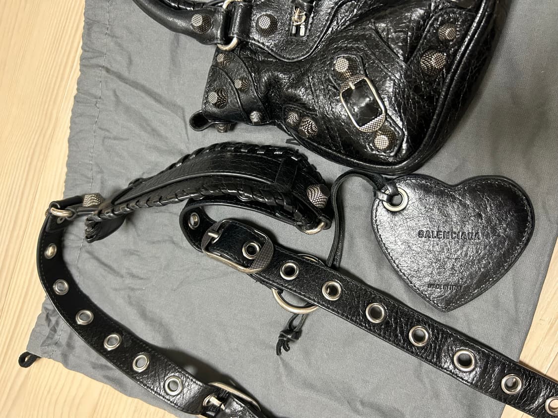 발렌시아가 네오 카골백 상품이미지3