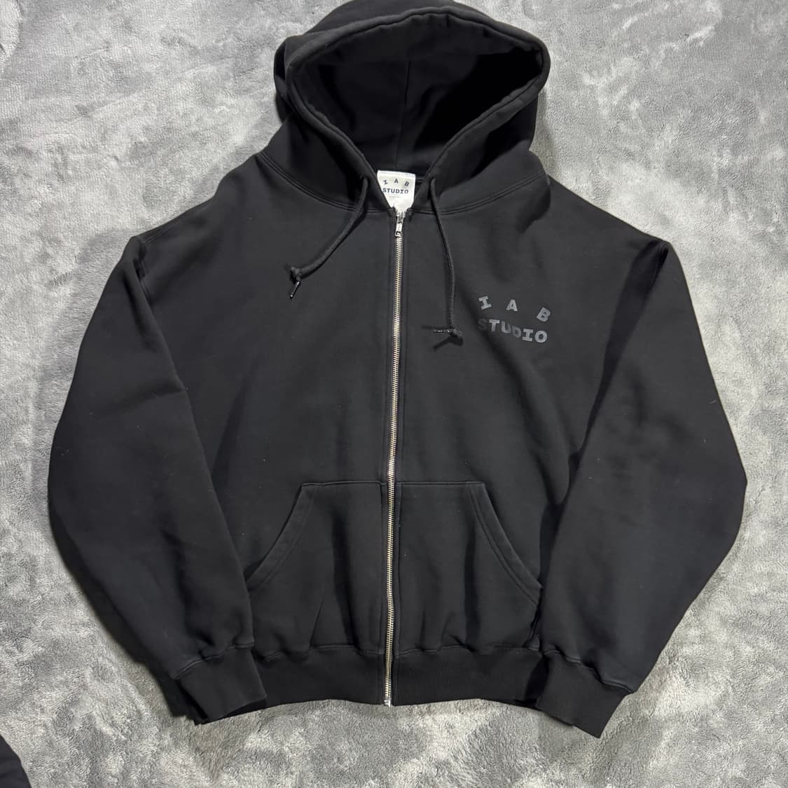 IAB 아이앱스튜디오 X JTBC 후드집업 상품이미지1