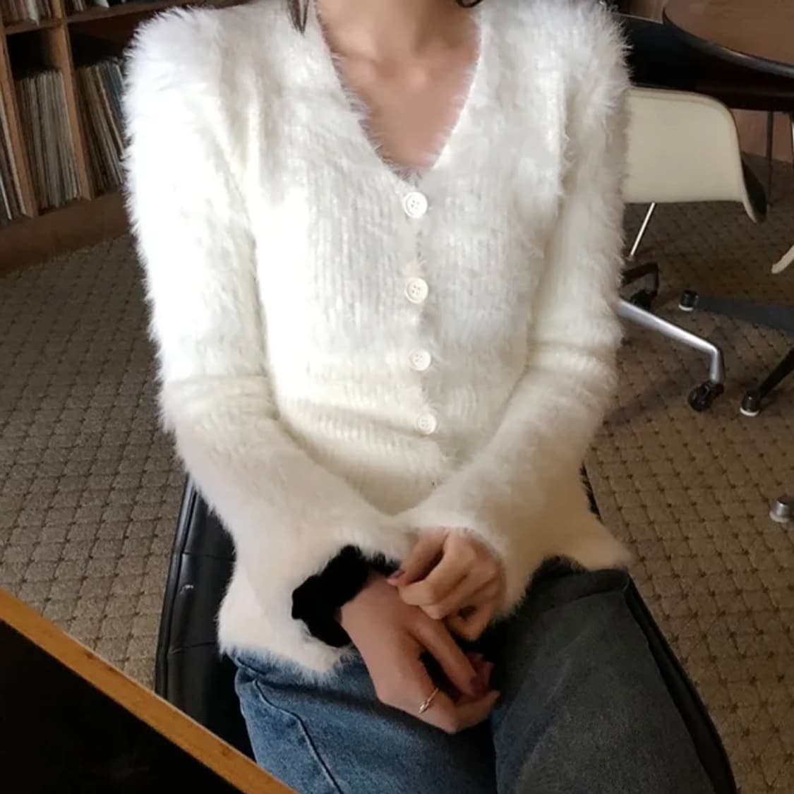 새상품)데일리마켓 dailymarket honey fur cardigan 상품이미지1