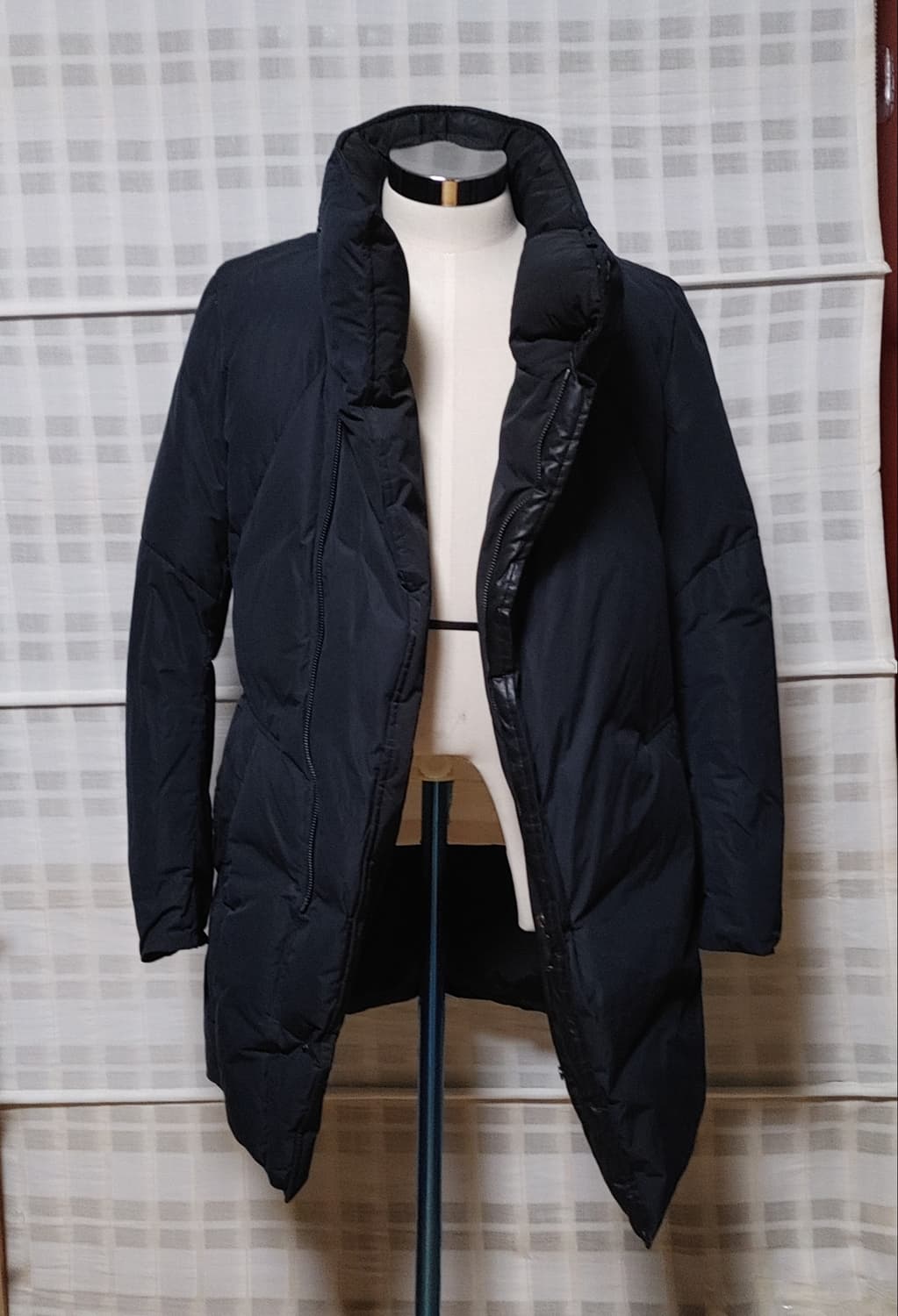 (한섬) 타임옴므 네이비 구스다운 패딩 점퍼 100 (슬림) 상품이미지3