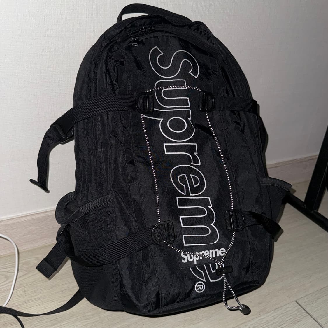 슈프림 18FW 백팩 상품이미지1