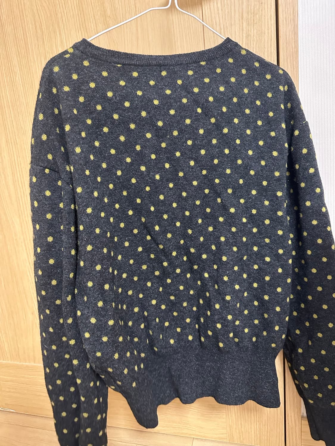 노컨텐츠 도트 울 가디건 차콜 상품이미지3