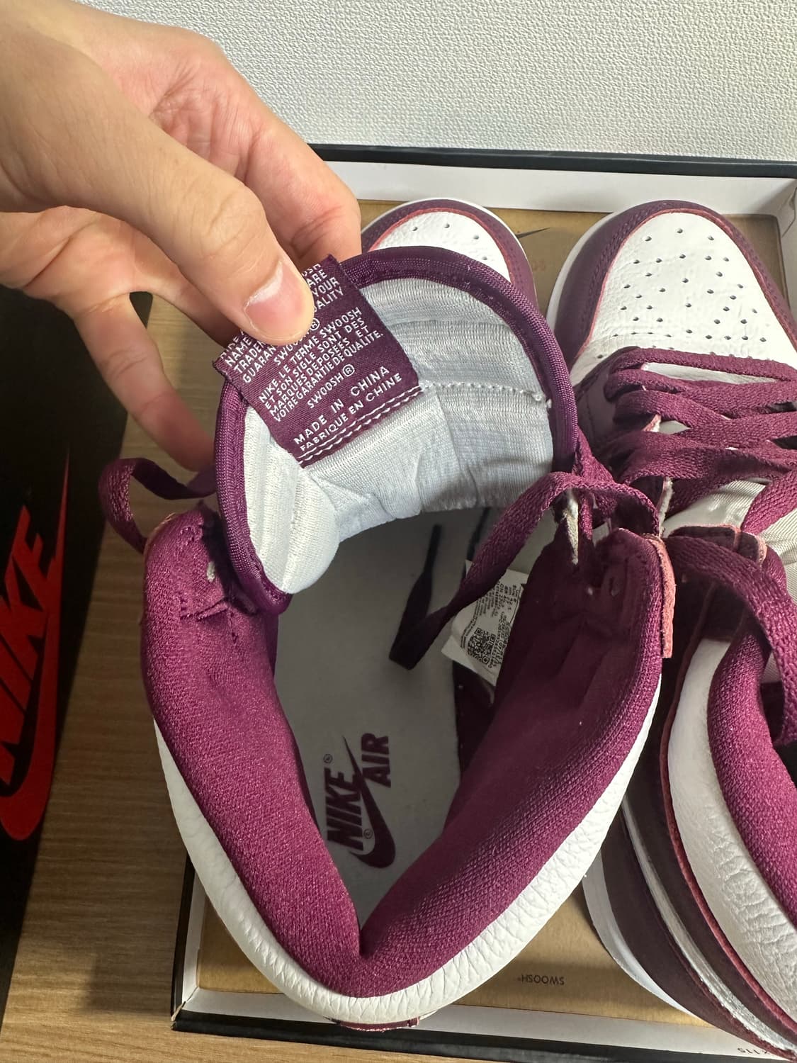 조던 1 레트로 하이 OG 보르도 상품이미지4