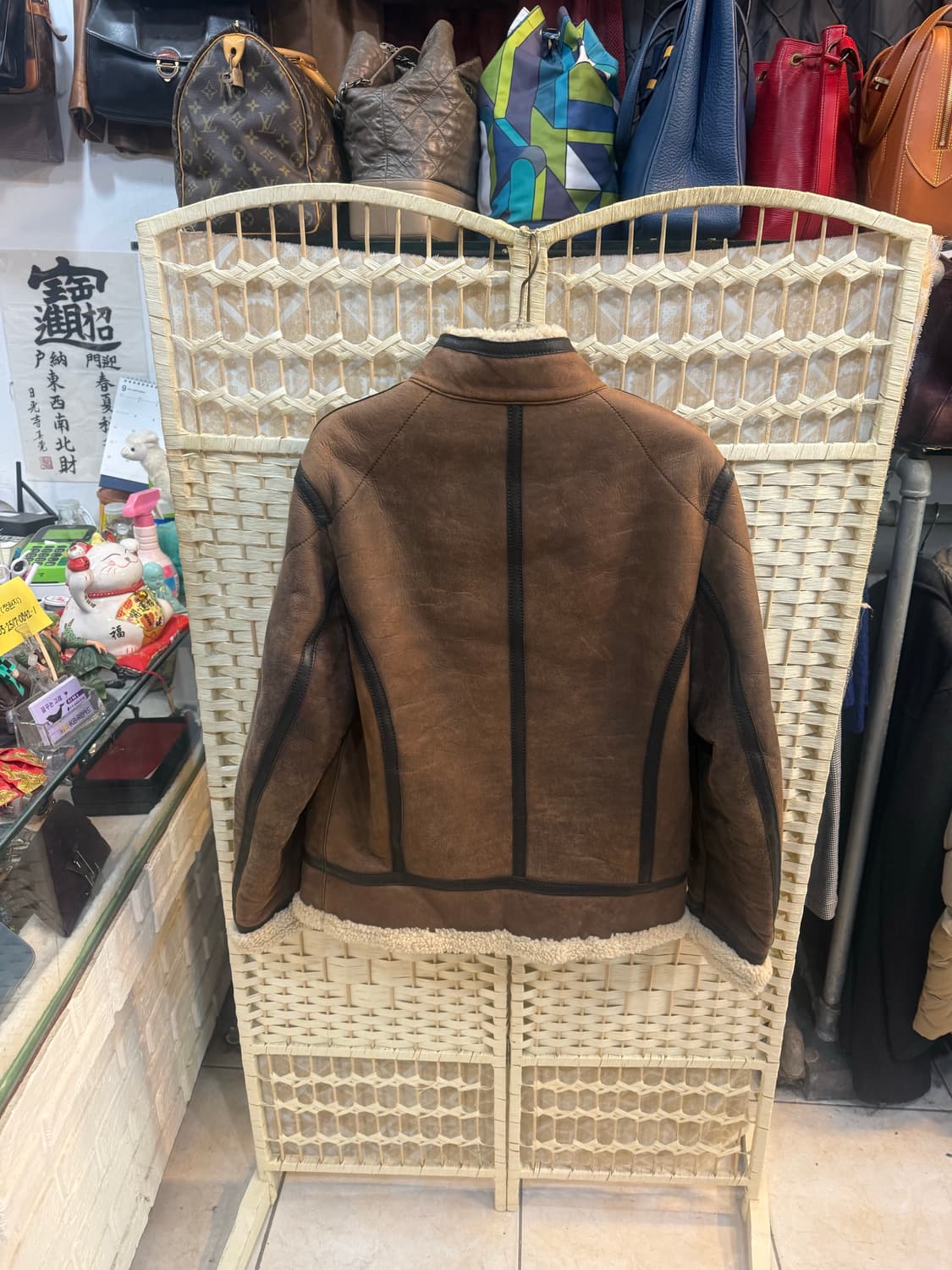 100 정품 에트로 양가죽 무스탕 팝니다 상품이미지8