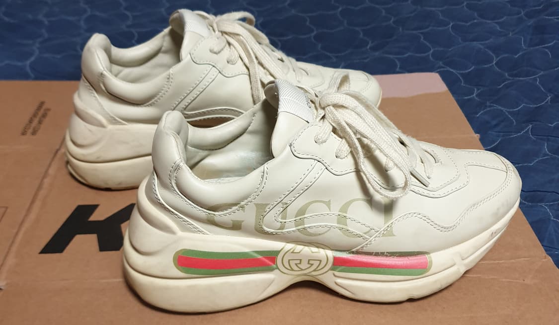 구찌 롸이톤 띠로고 레더 스니커즈 37 (235) 상품이미지2