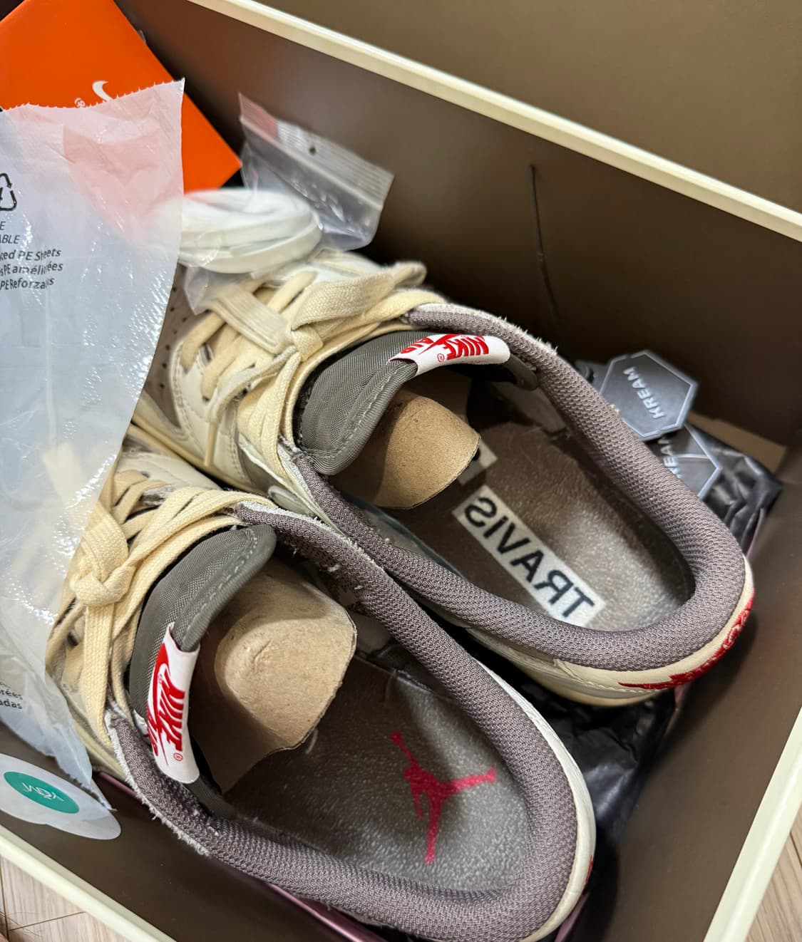 나이키 트래비스스캇 조던 리버스 모카 265 상품이미지4