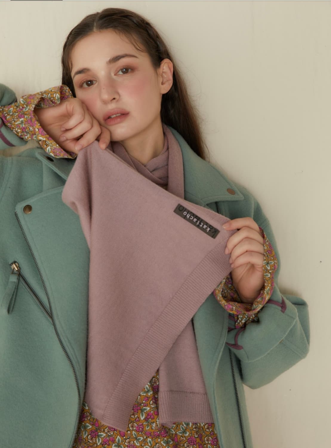 카티아조 블랙 레이블 럭셔리 울 머플러 빈티지핑크 새상품 상품이미지2