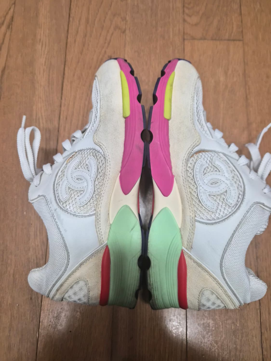 (정품) 샤넬 크루즈 스니커즈 35.5사이즈 (명품 여자 운동화 신발) 상품이미지1