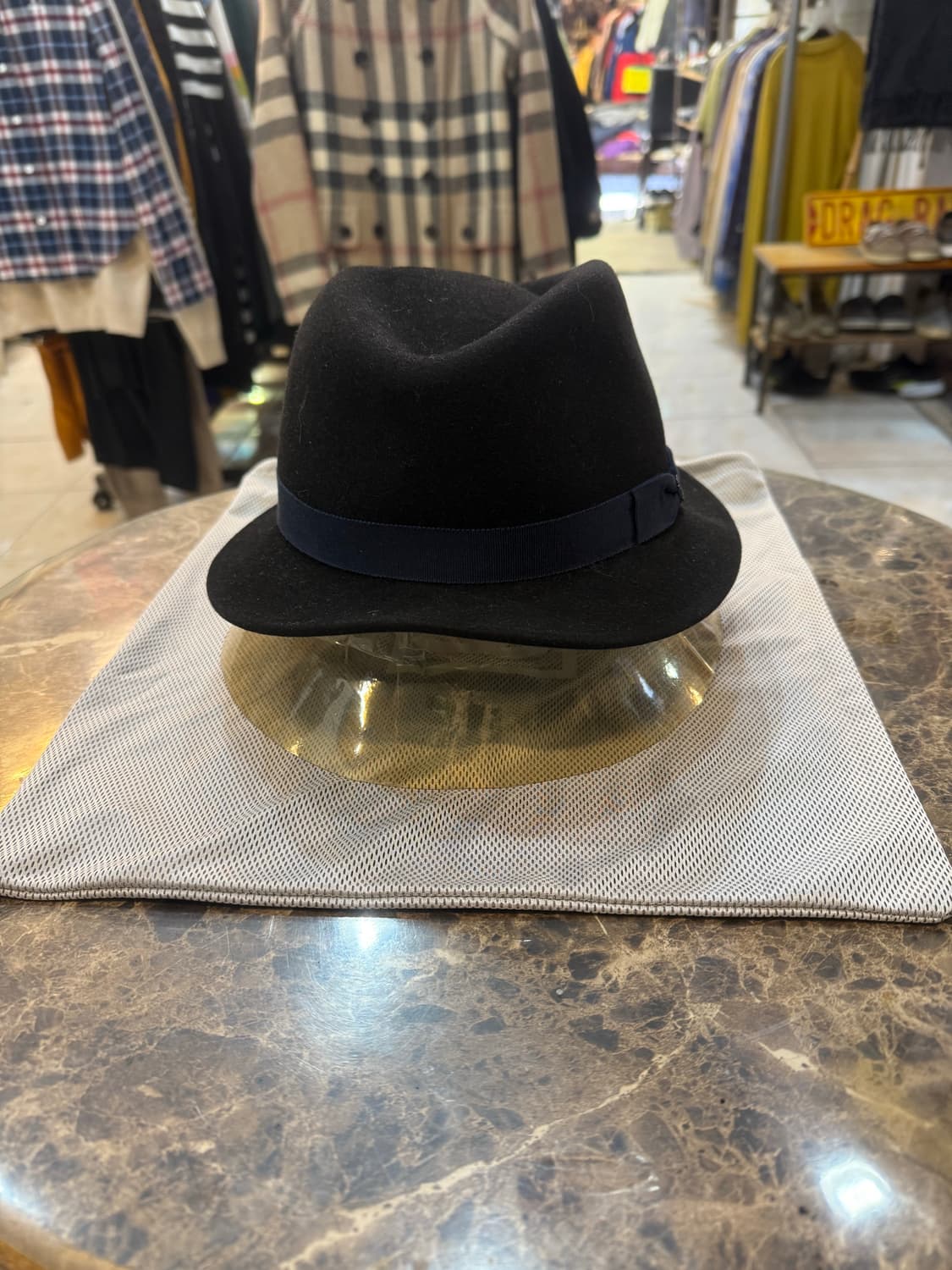 정품 샤넬 펠트 모자 팝니다 상품이미지1