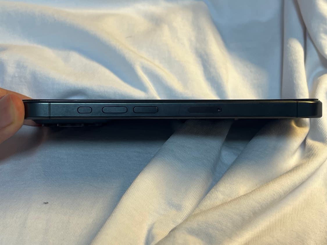어아폰 15Pro 256GB 상품이미지5