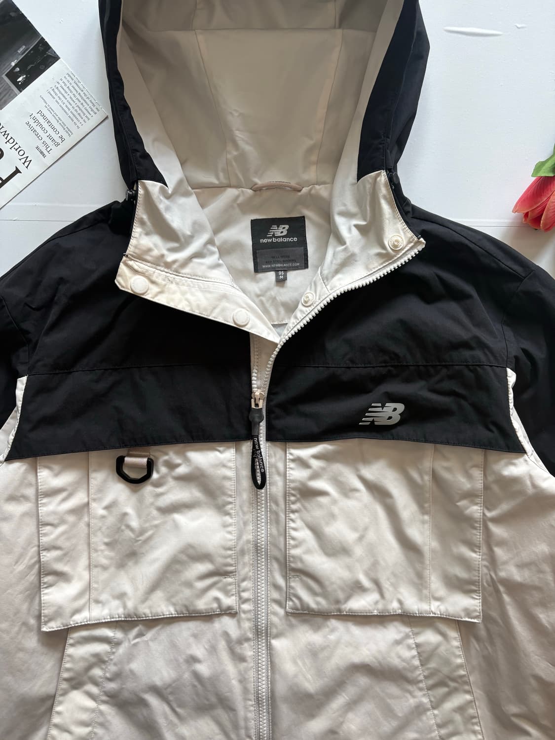 뉴발란스 오레오 바람막이 상품이미지3