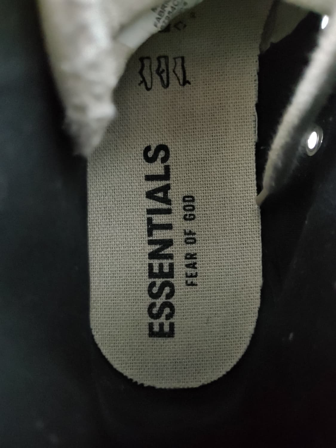 에센셜 x 컨버스 스니커즈 상품이미지2