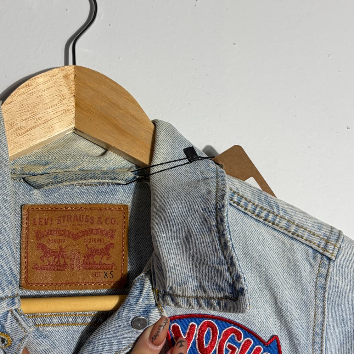 리바이스 보그 패치 크롭 데님 자켓 상품이미지3