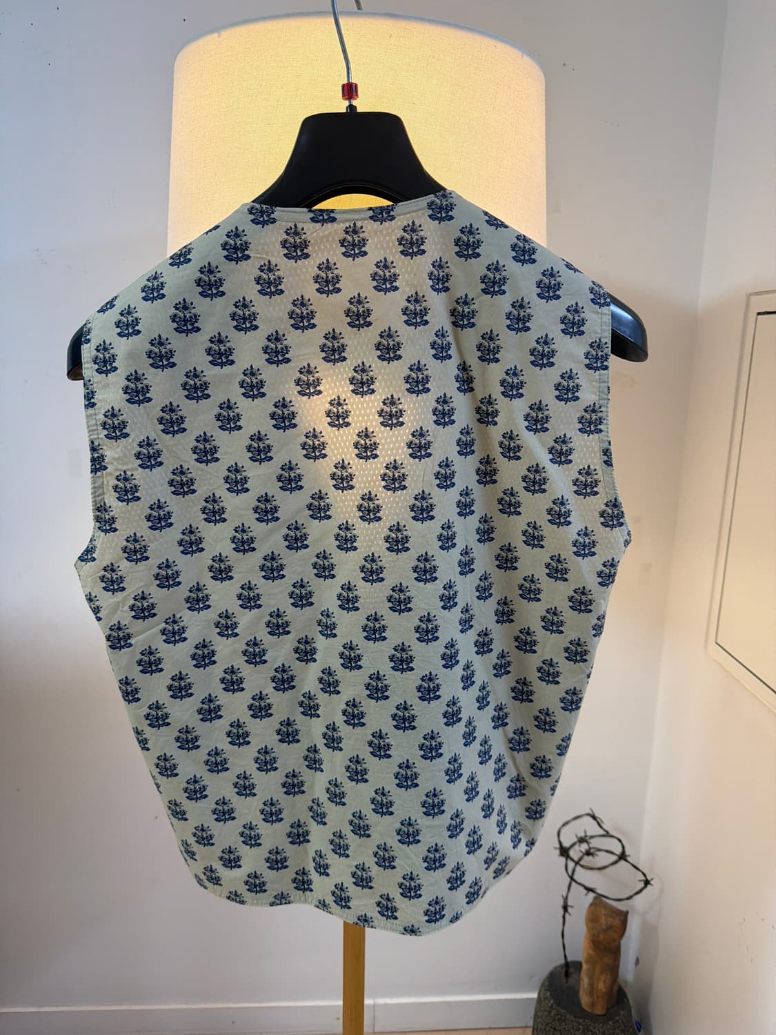 르쏘넷 플라워 패턴 베스트 조끼 (라운딩 의류) 상품이미지7