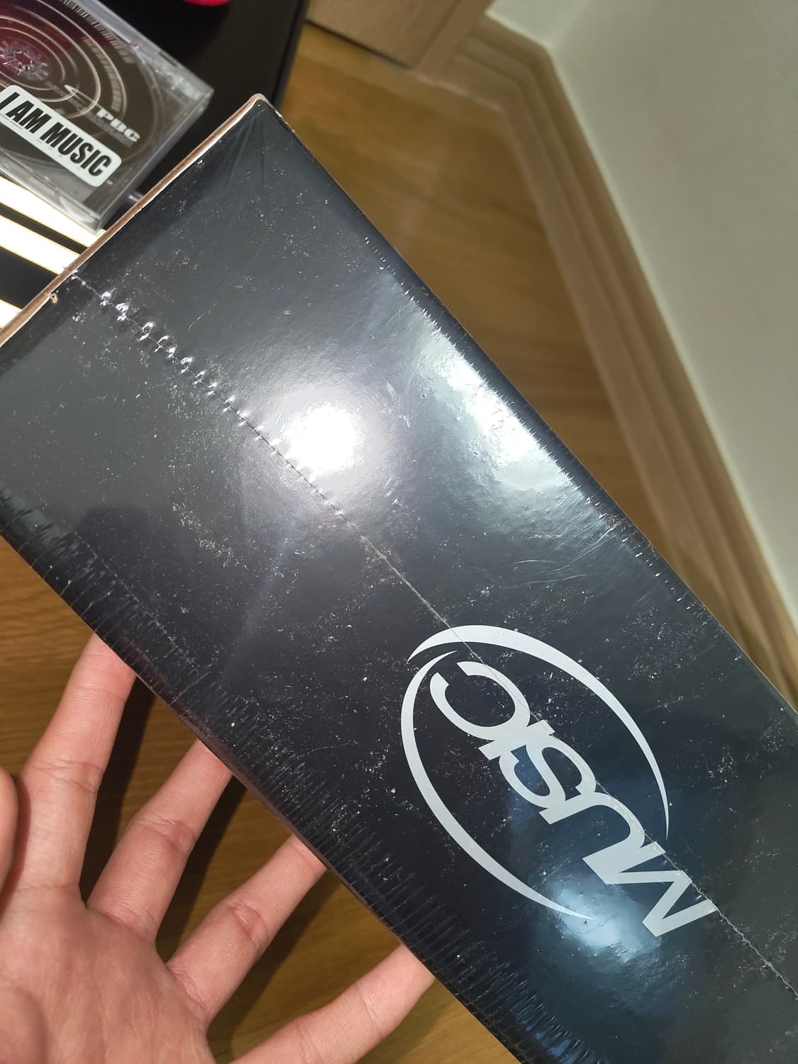 (미개봉) 플레이보이카티 ALL RED 박스셋 (씨디+캡) 상품이미지5