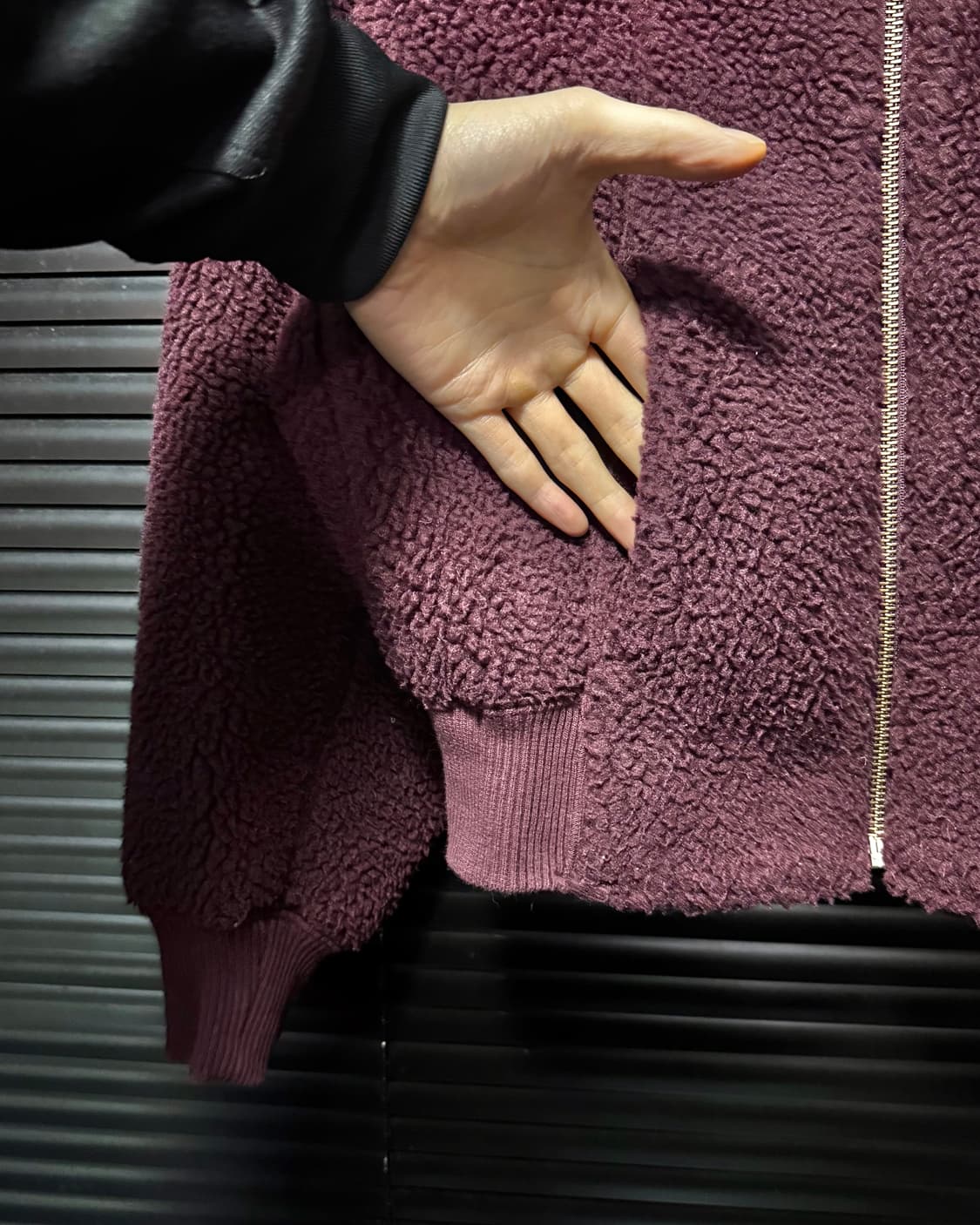 유니클로 U 르메르 콜라보 버건디 하이넥 양털 플리스 후리스 하이넥 집업 상품이미지6