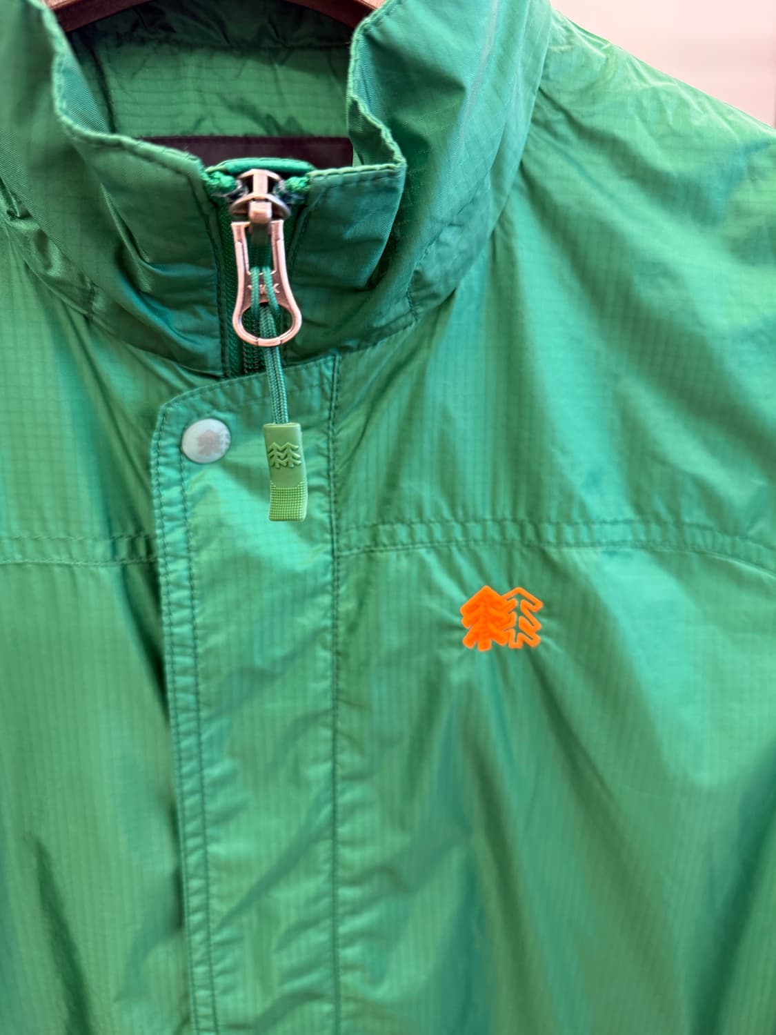 코오롱스포츠 윈드스토퍼 바람막이 자켓. 상품이미지3