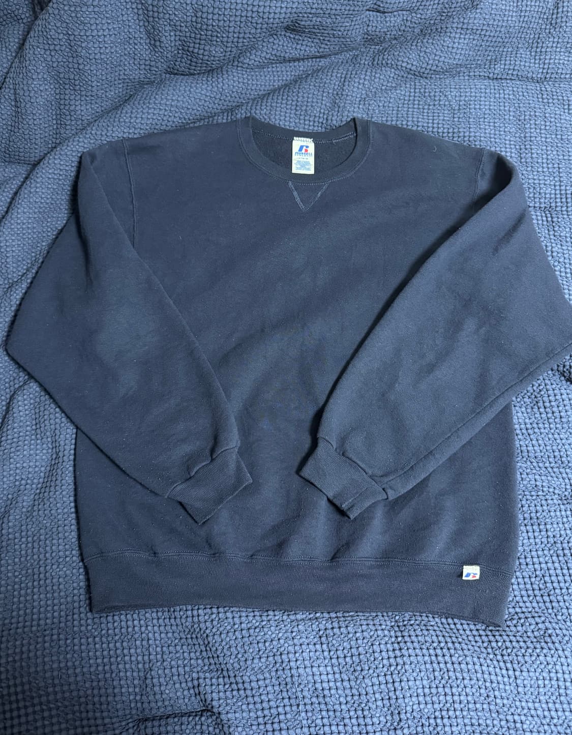 러셀 네이비 맨투맨 L 상품이미지1