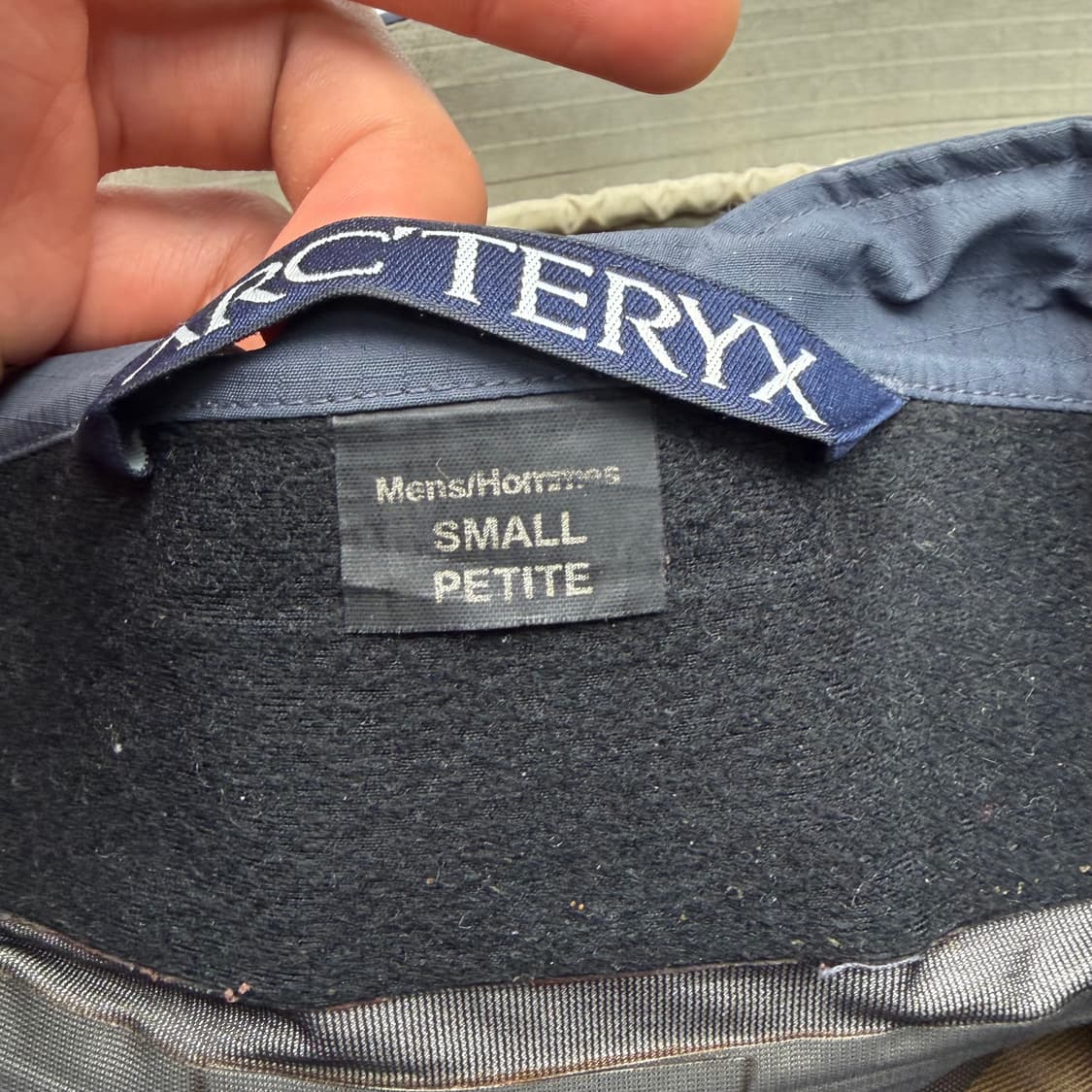 아크테릭스 베타 GTX 네이비 바람막이 S 상품이미지8