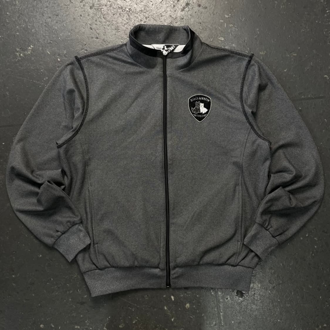 105 블랙앤화이트 방풍 집업 상품이미지1