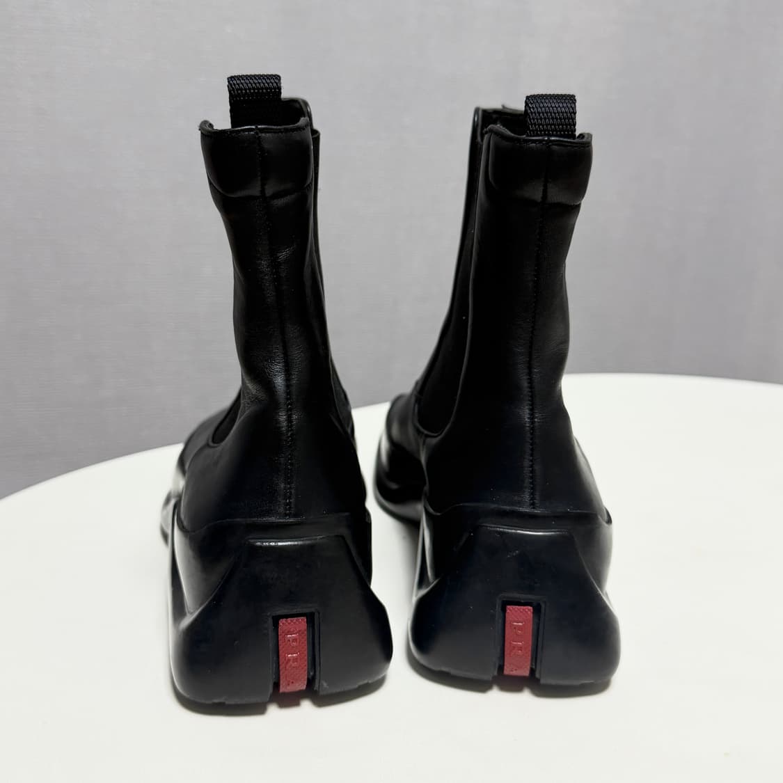 프라다 스포츠 스퀘어토 첼시 부츠 상품이미지2