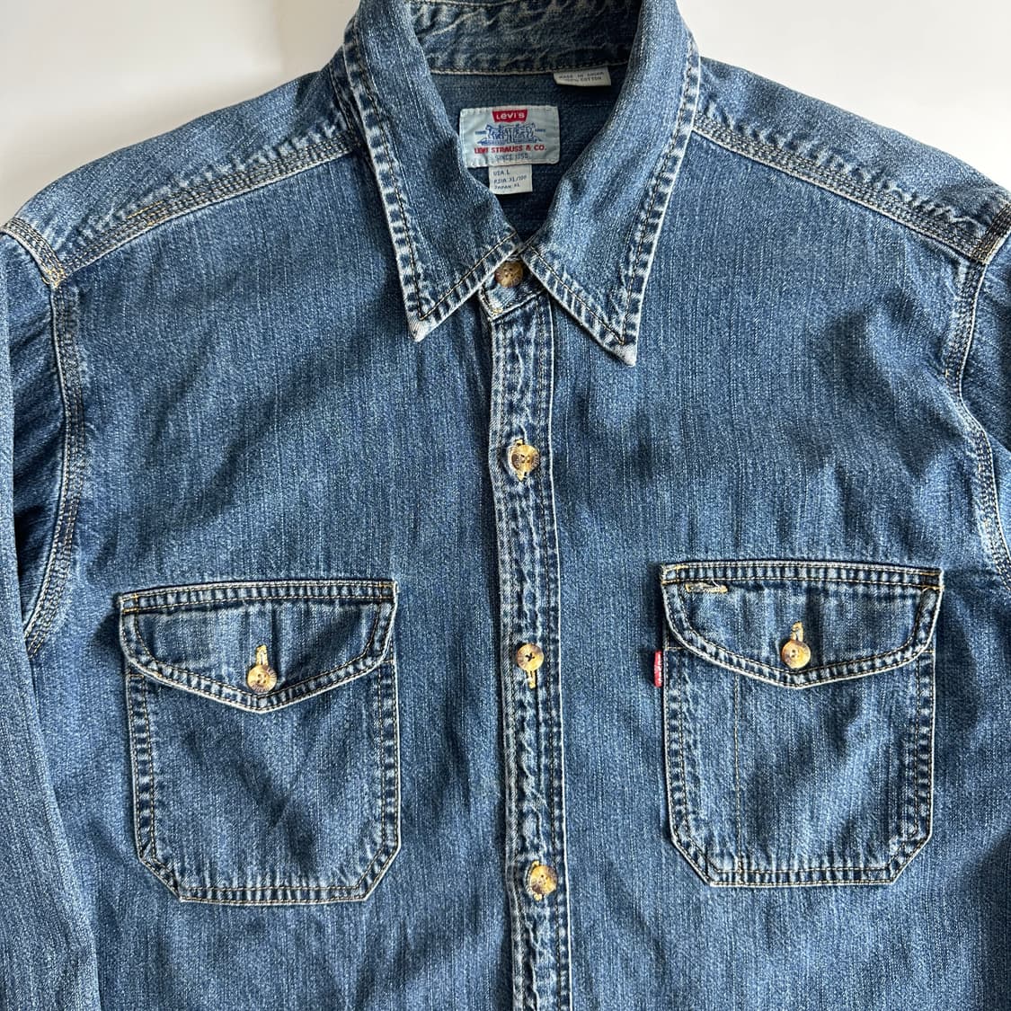 Levi's 리바이스 90‘s 데님 워시드 투포켓 셔츠 상품이미지3